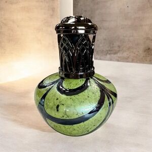 La-Tee-Da Effusion Fragrance Lamp Jade and Black Glass Cathedral Crown 50213